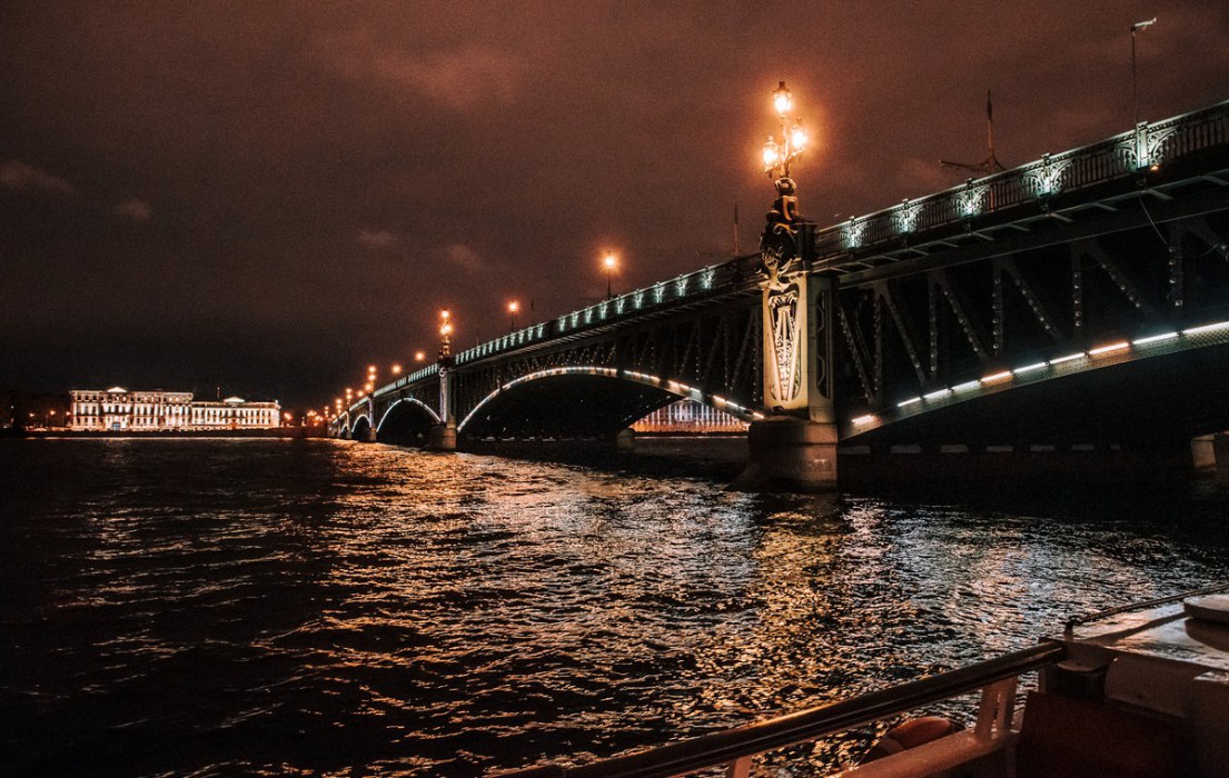 Джаз под разводными мостами